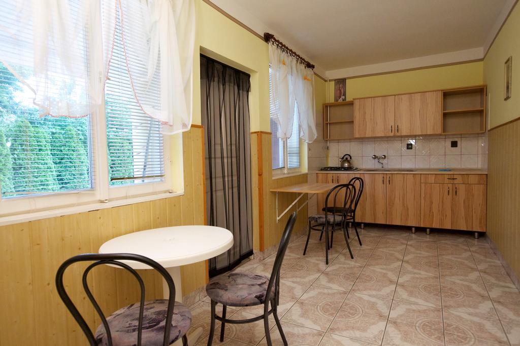 Ferenczi Apartament Hajduszoboszlo Ruang foto