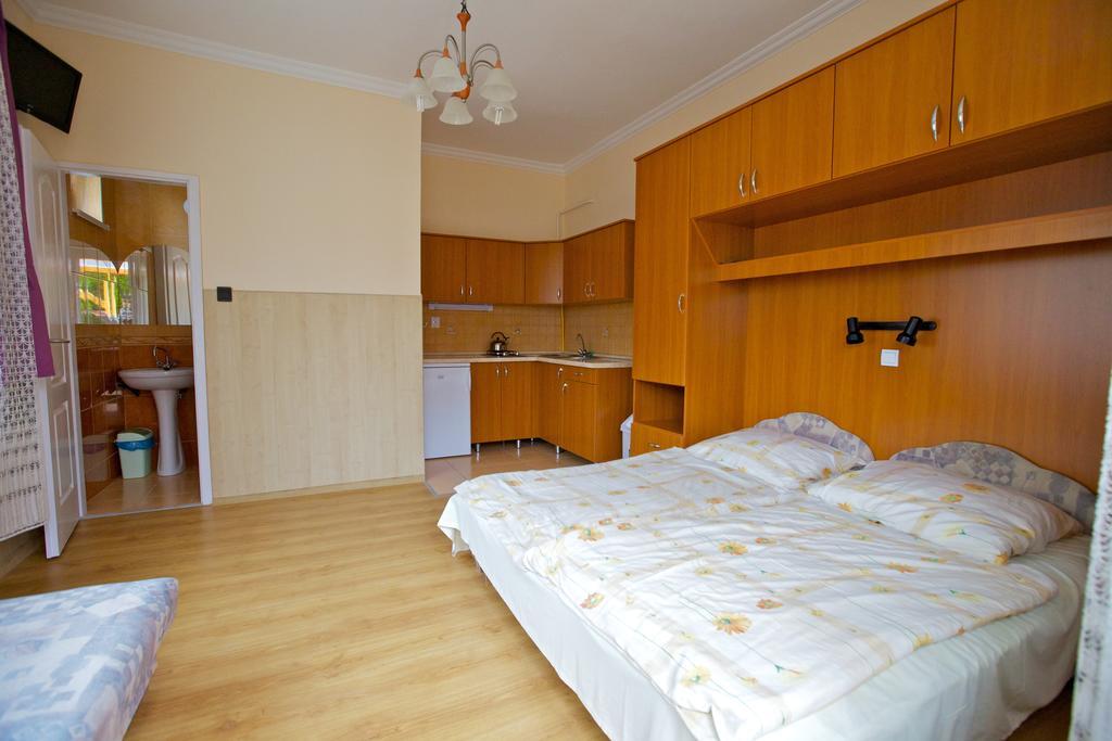 Ferenczi Apartament Hajduszoboszlo Ruang foto